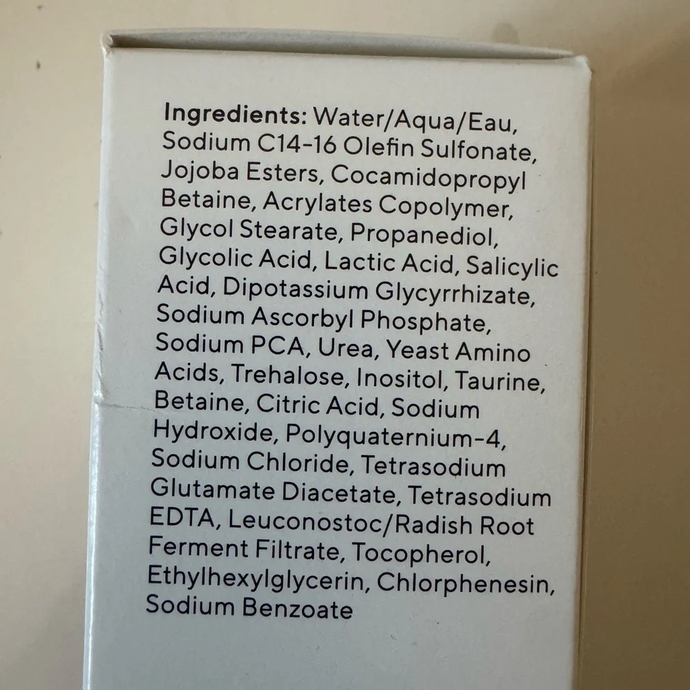 Murad AHA/BHA Exfoliating Cleanser - Picture 3 of 3